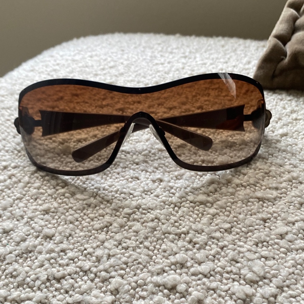 Chanel Camilia sunglasses